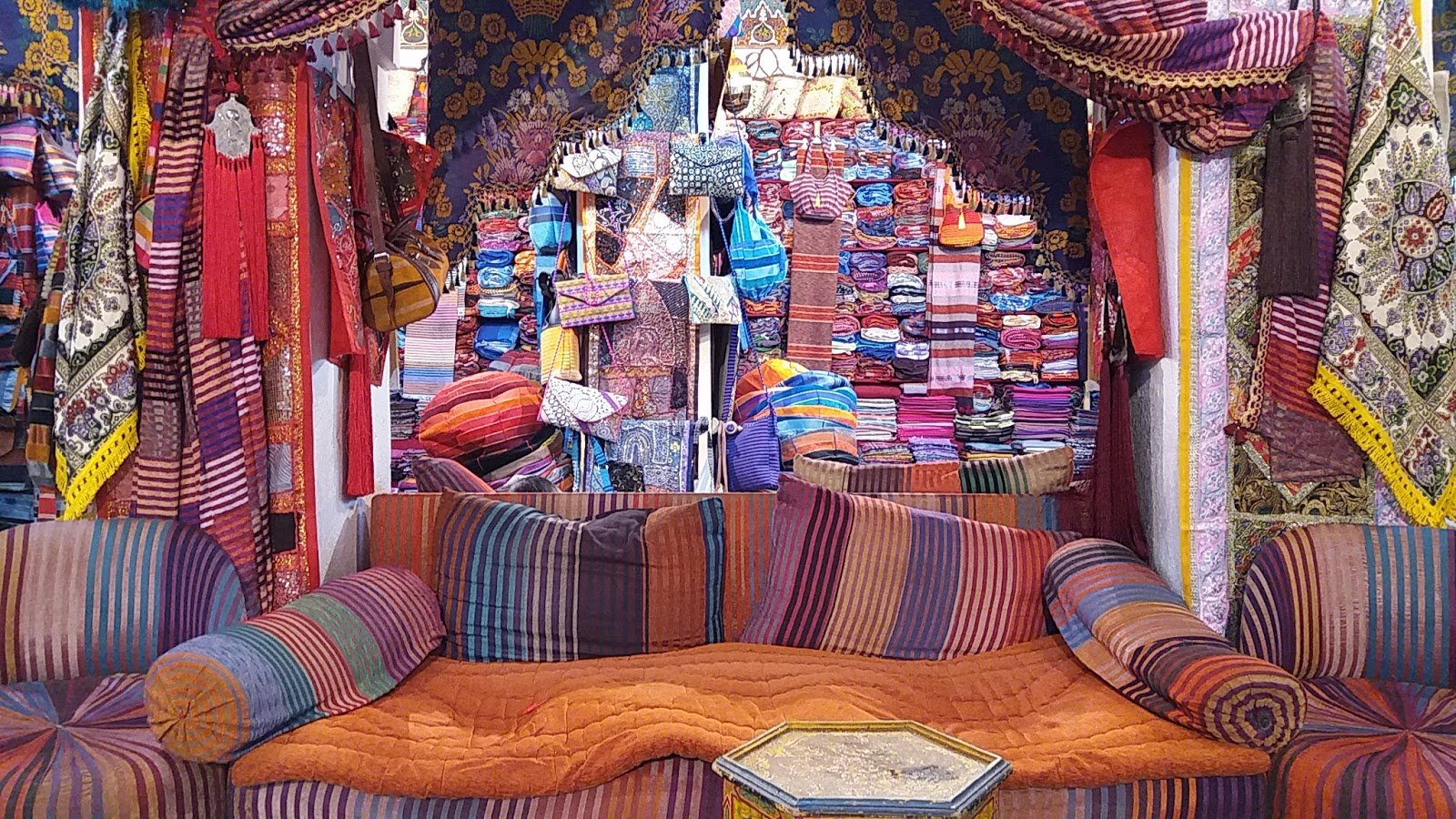 Loja de tecidos, Medina de Fez