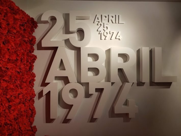 25 de Abril de 1974, Revolução dos Cravos, Museu do Aljube, Lisboa, Portugal