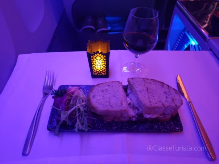 Crispy Meat Sandwich with gouda cheese, Qatar Airways