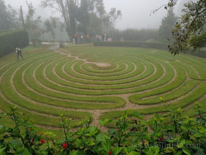Labirinto de Grama, Parque Amantikir, Campos do Jordão