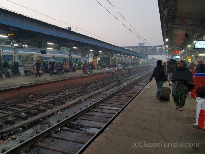 Estação de Trem em Nova Deli, Índia