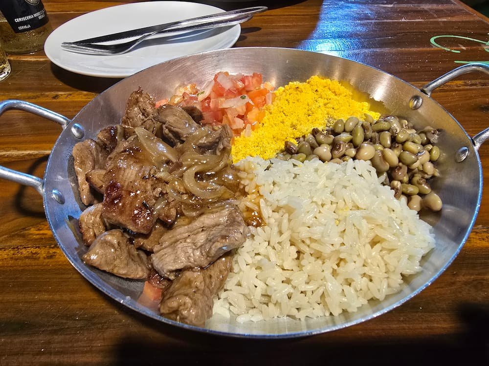 Prato Atalaia, Restaurante Meu Quintal, Vila dos 30, Fernando de Noronha