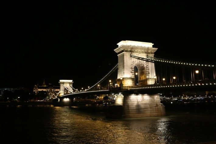 Ponte Széchenyi Lánchíd, Budapeste, Hungria Ponte Széchenyi Lánchíd, Budapeste, Hungria