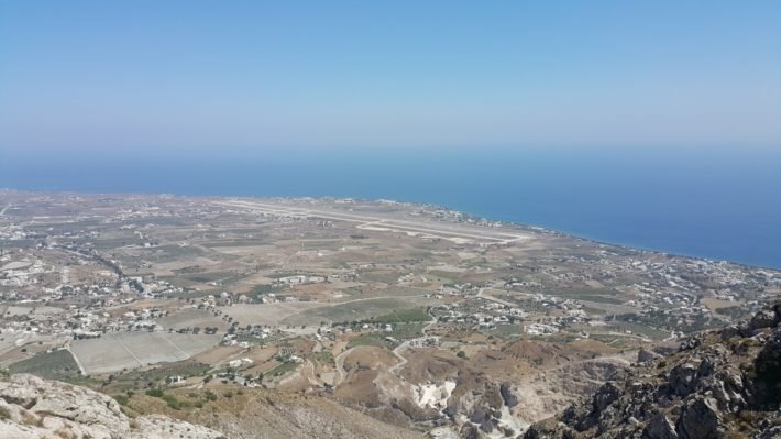 Vista do Aeroporto de Santorini (JTR), Grécia