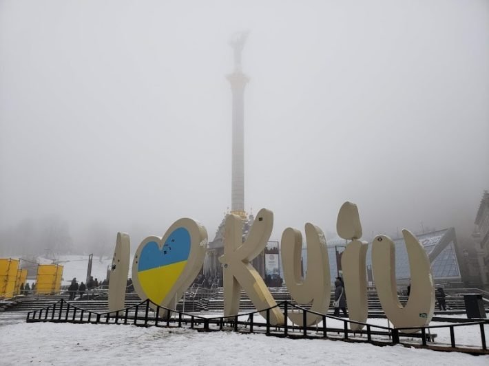 Praça da Independência: início do Walking Tour em Kiev