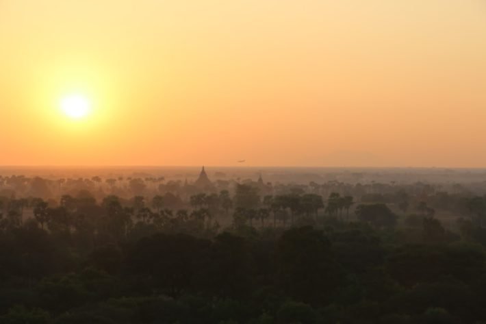 Voo de Balão por Bagan - Nascer do Sol, Myanmar