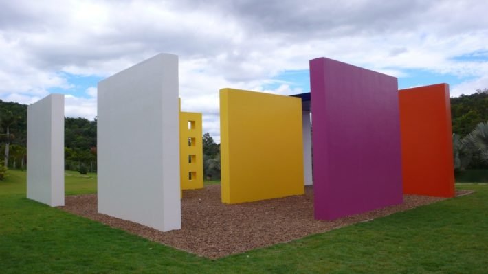 Obra de Hélio Oiticica, no Instituto Inhotim, Brumadinho