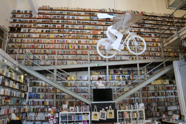 Livraria na LX Factory, Lisboa, Portugal