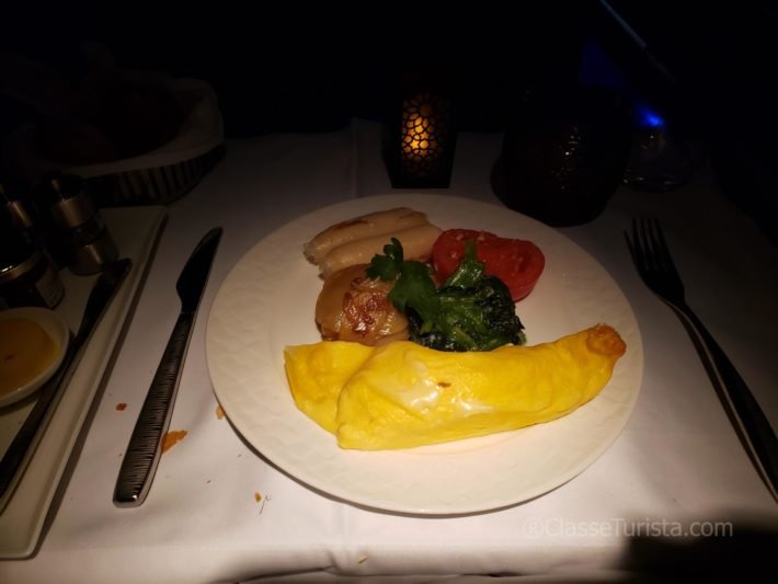 Omelete, Desjejum, Qatar Airways