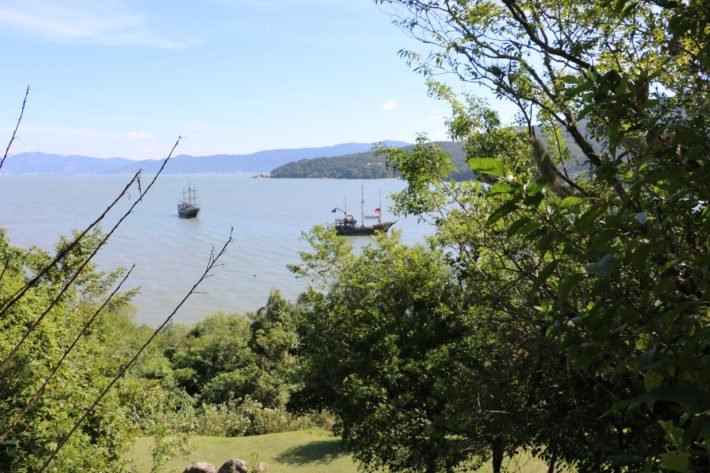 Uma volta pela Ilha de Anhatomirim, Governador Celso Ramos, Santa Catarina