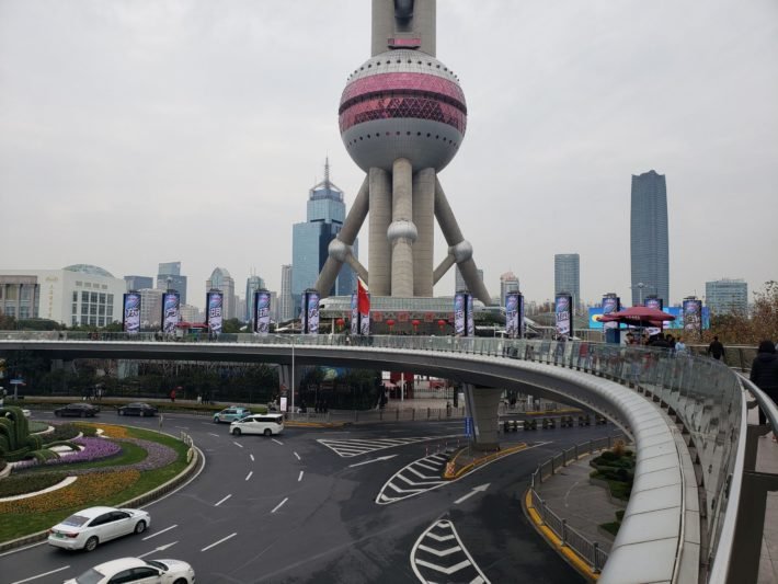 Passarela Circular em Luijiazui, Xangai, China