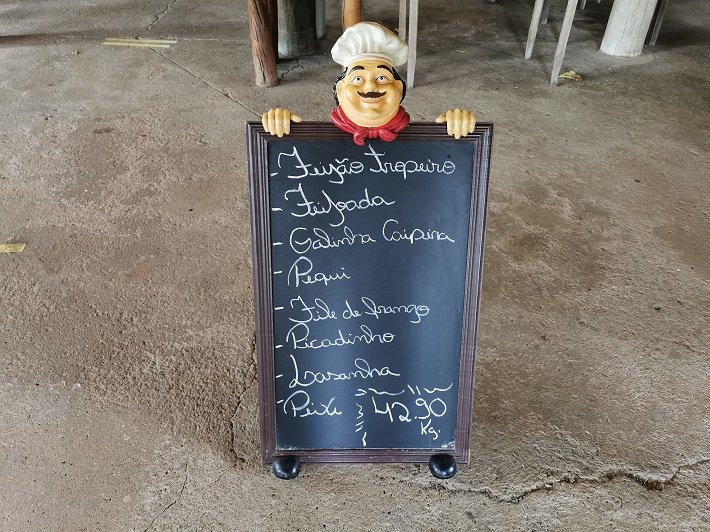 Restaurante Caraíbas, Salto do Corumbá, Corumbá de Goiás