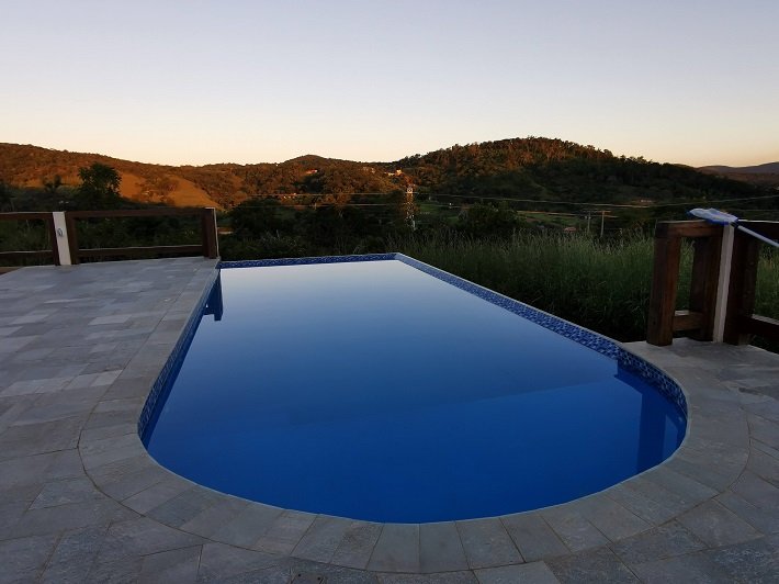 Piscina de Borda Infinita, Pousada Yvanna, Pirenópolis