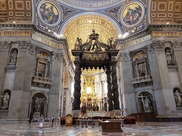 Interior da Basílica de São Pedro, Vaticano