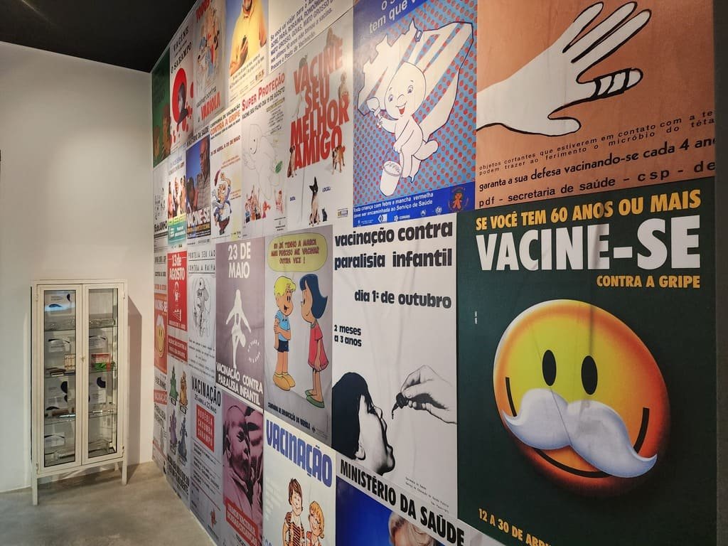 Exposição Tradicional, Cartazes do Programa Nacional de Imunização, Museu da Vacina, São Paulo