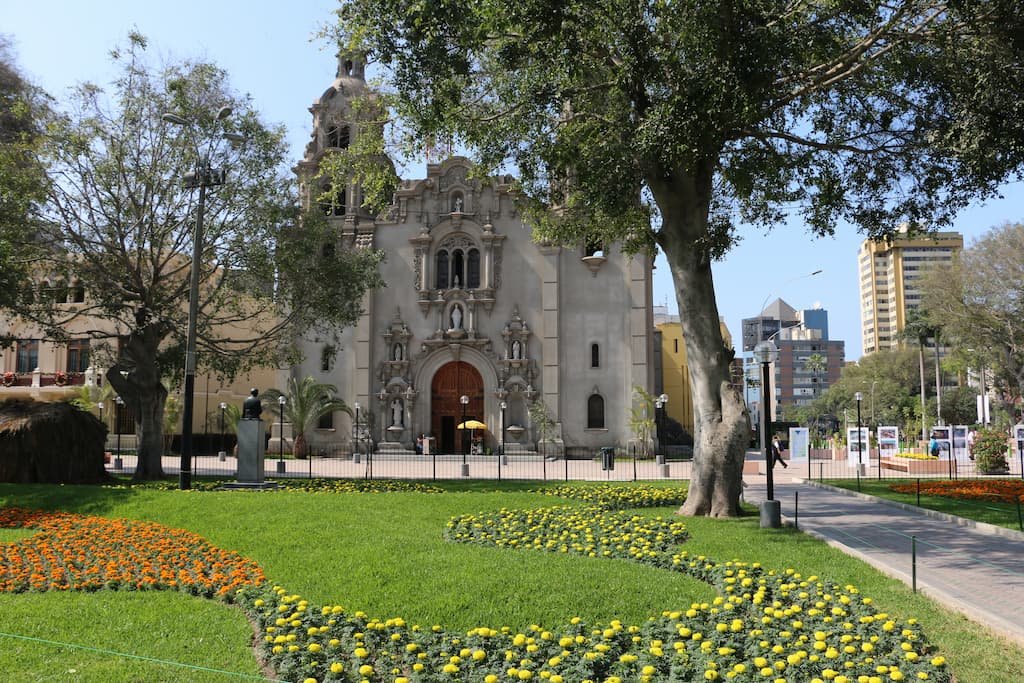 Praça Kennedy e Parque 7 de Junio, Lima, Peru